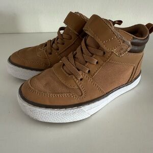 The Children's Place Brown and White Sneakers with Moccasin Stitching size 9